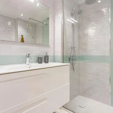 En Cristianos Urb.playa Graciosa *