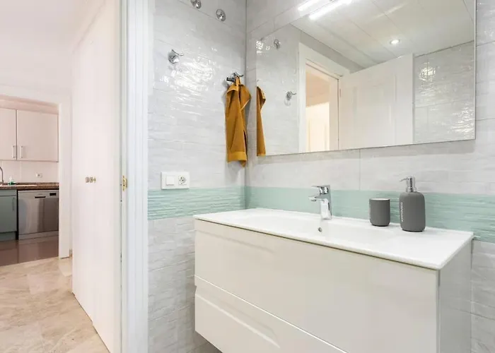 Appartement En Cristianos Urb.playa Graciosa
