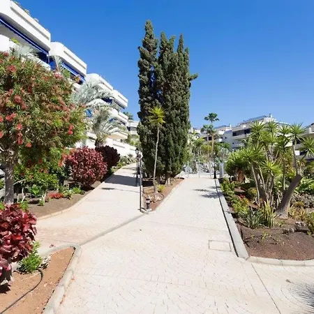 En Cristianos Urb.playa Graciosa