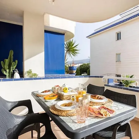 En Cristianos Urb.playa Graciosa